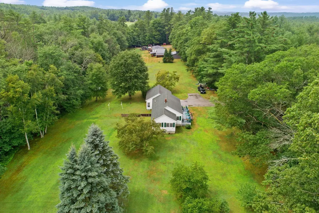 22 Parker Mountain Road Strafford NH 03884