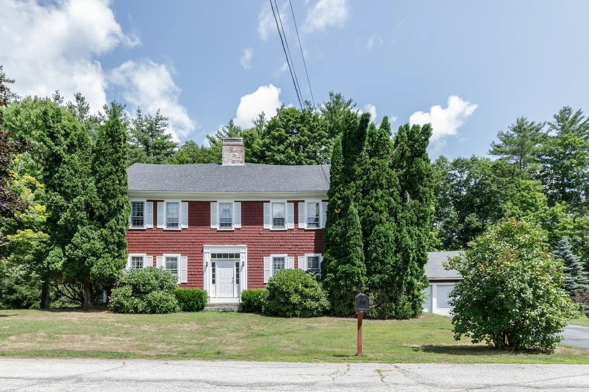 12 Nottingham Road Deerfield NH 03037