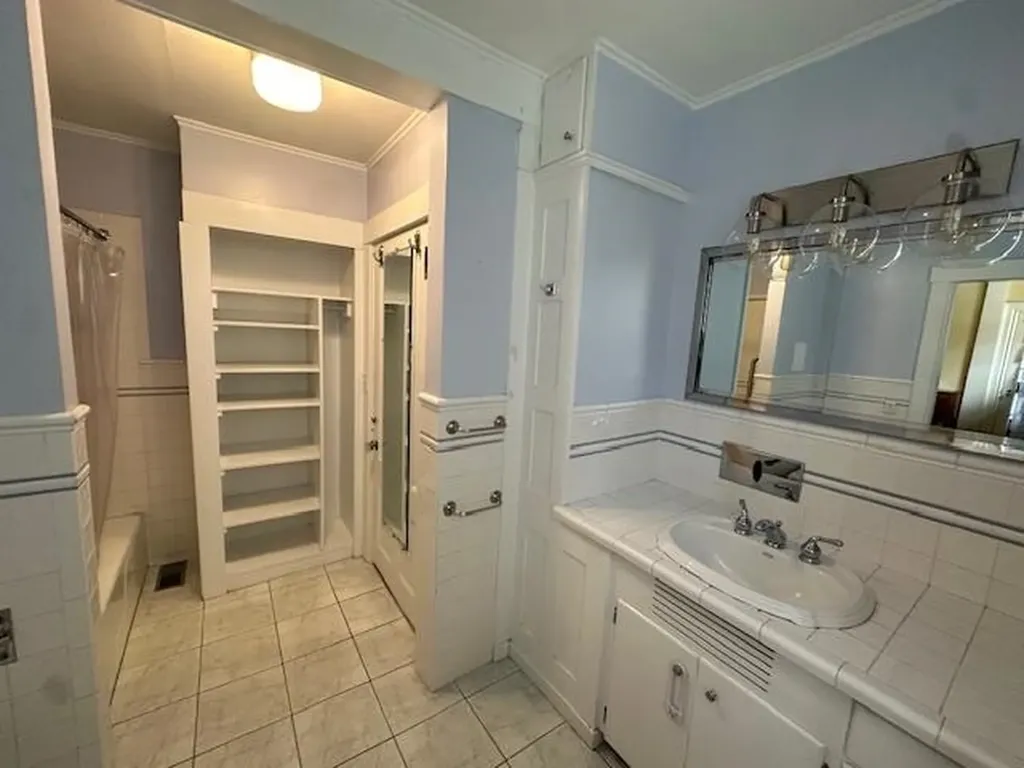 40 Oak Street Brattleboro VT 05301