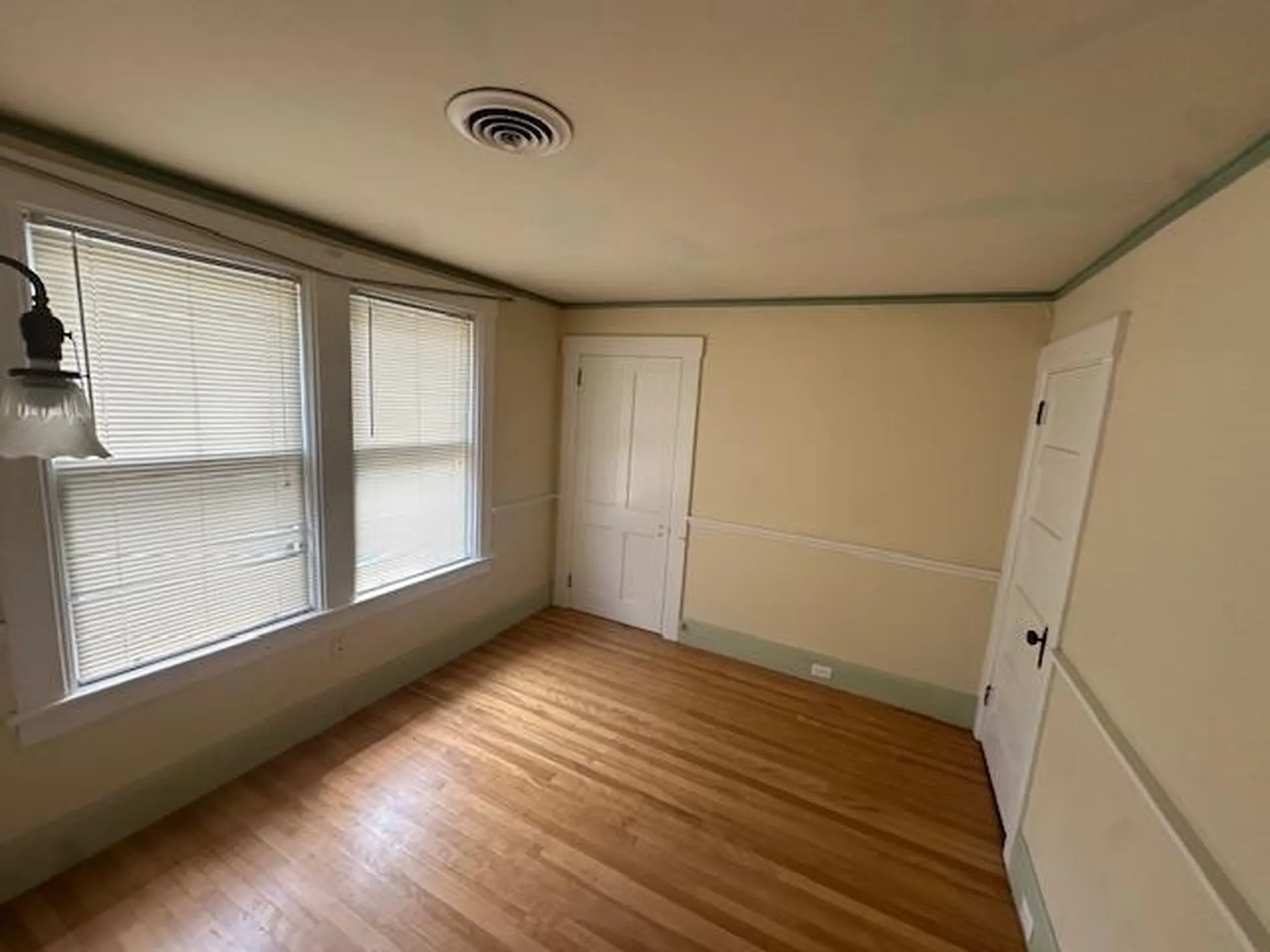 40 Oak Street Brattleboro VT 05301
