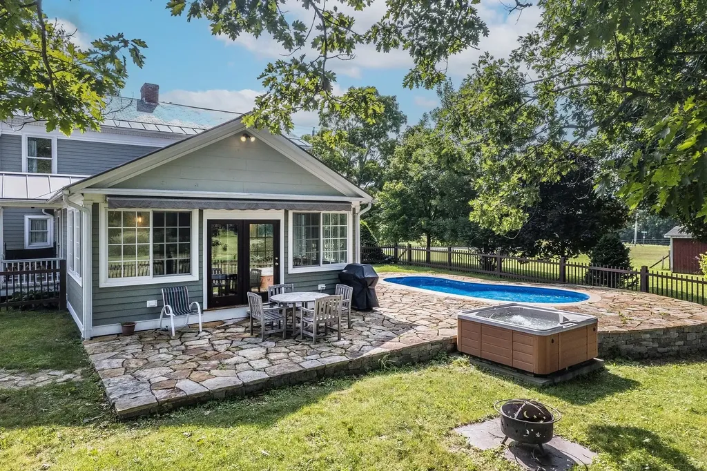 493 North Road Castleton VT 05735