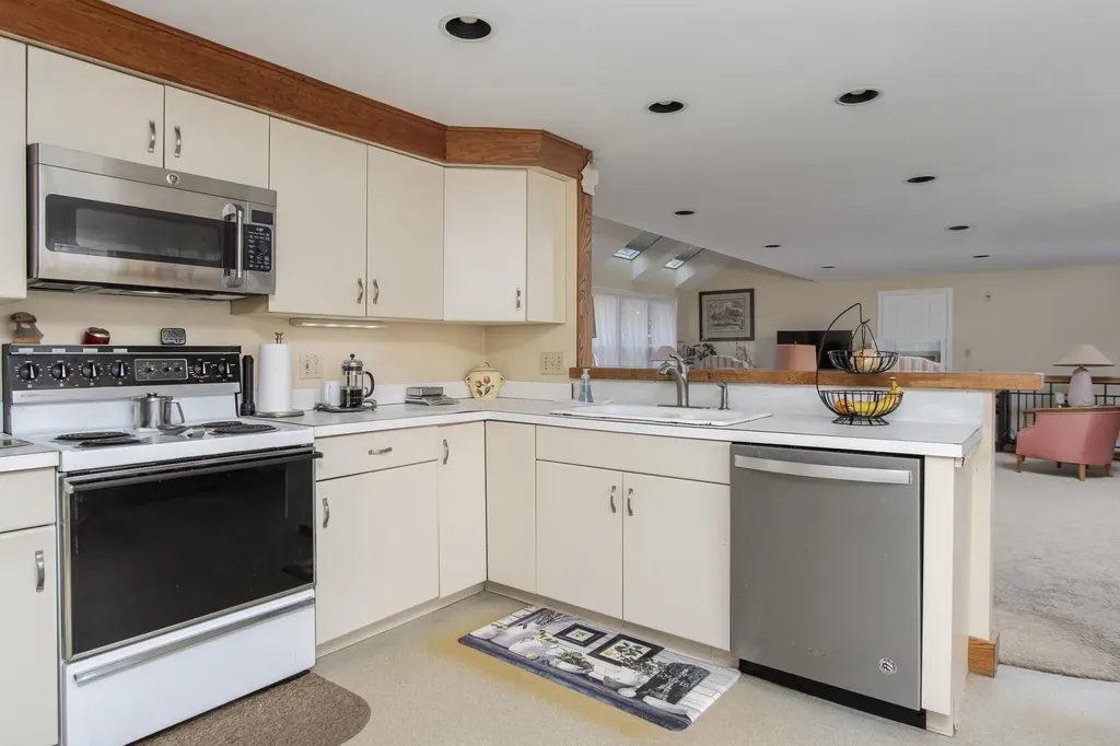 59 Noyes Street Concord NH 03301