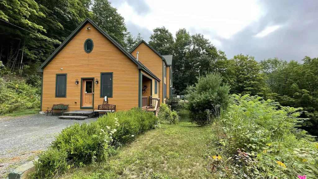 1917 Stowe Mountain Road Halifax VT 05358