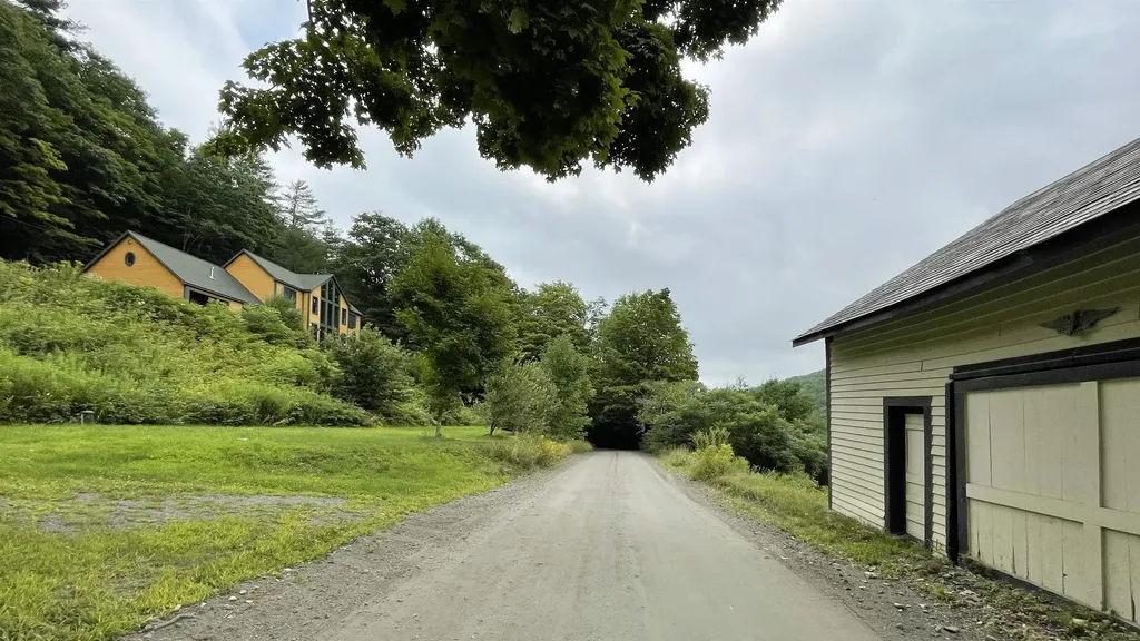 1917 Stowe Mountain Road Halifax VT 05358