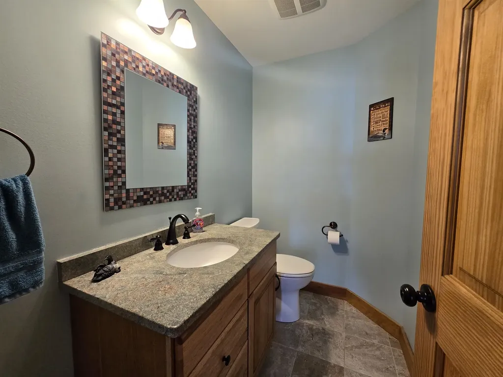 9 Country Lane New Durham NH 03855