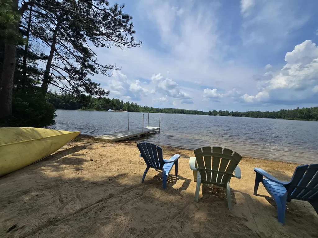 9 Country Lane New Durham NH 03855