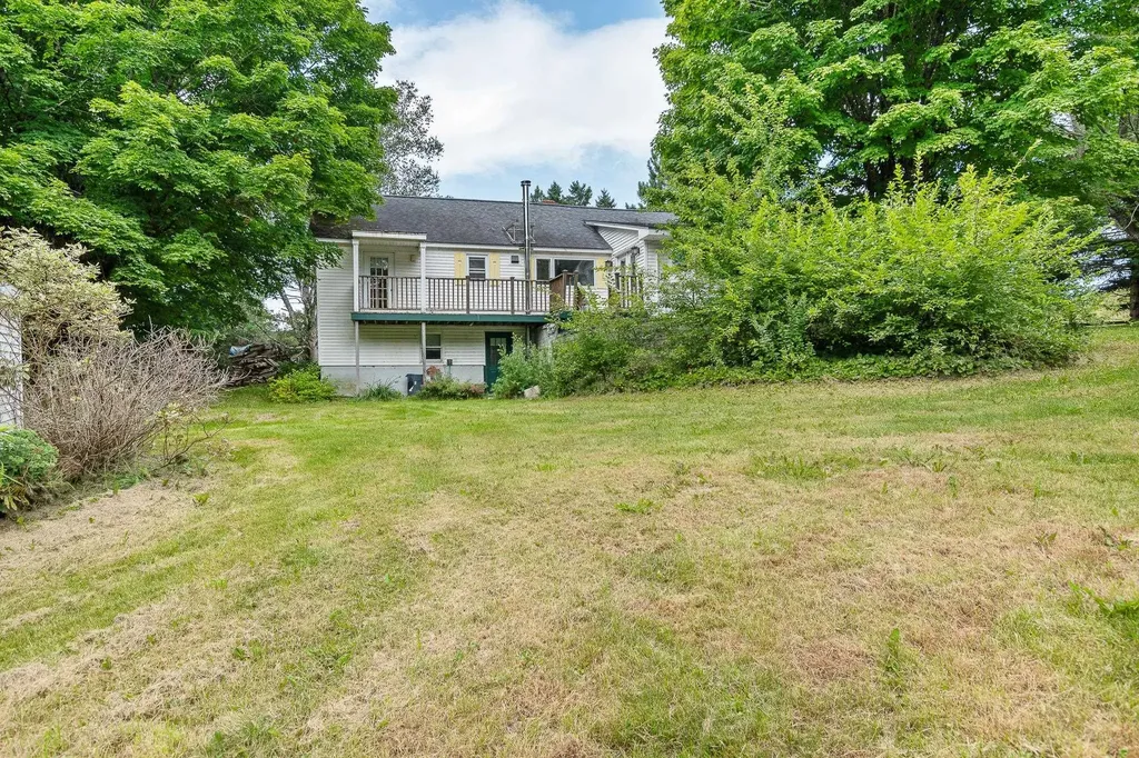 160 Nh Route 26 Colebrook NH 03576