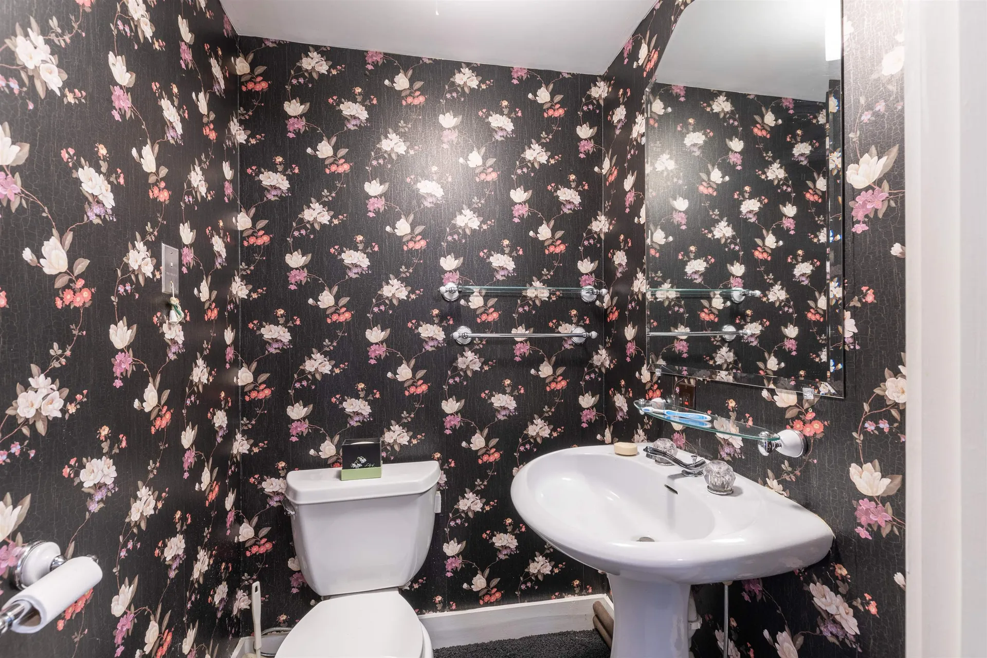 160 Nh Route 26 Colebrook NH 03576