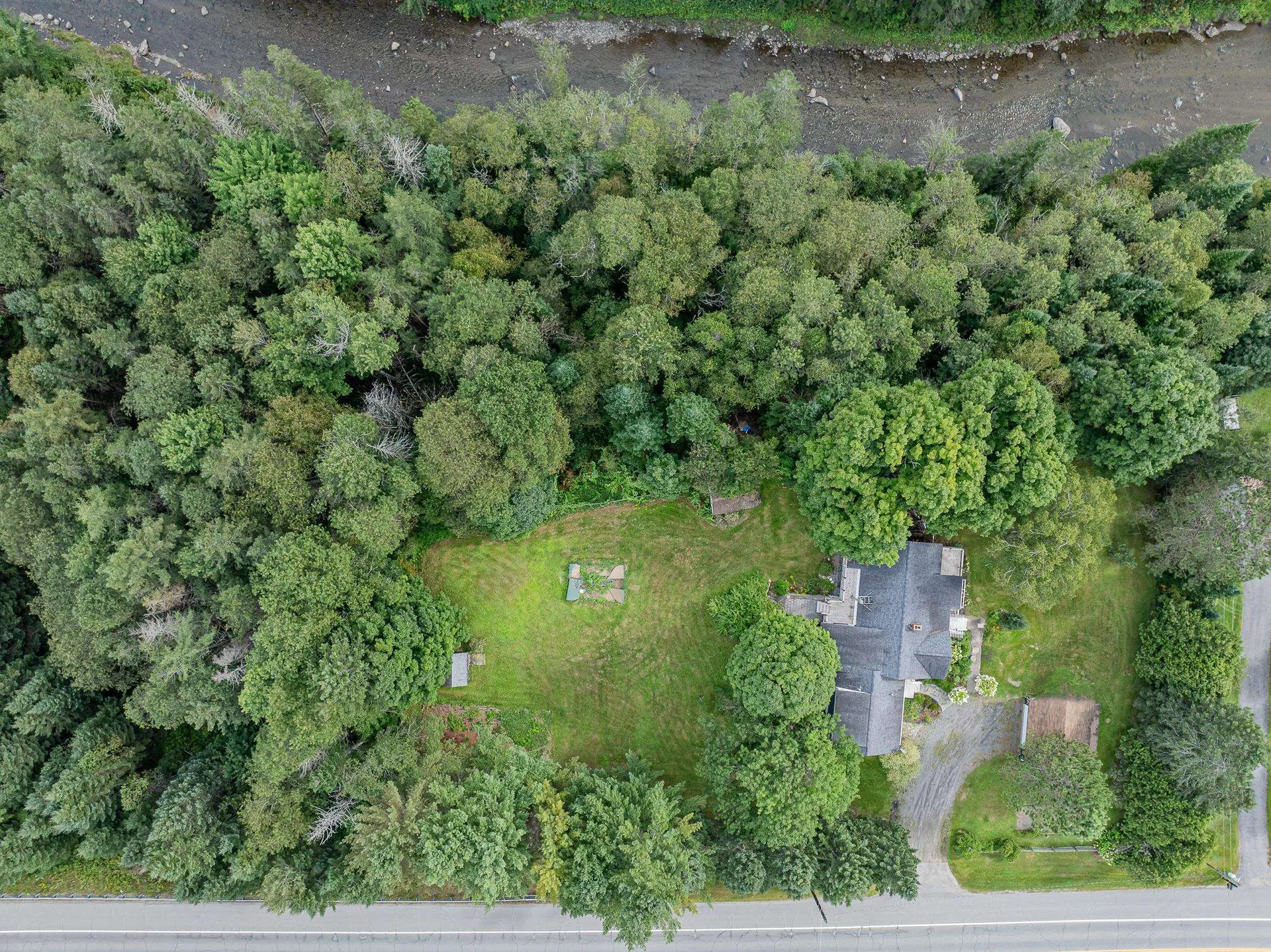 160 Nh Route 26 Colebrook NH 03576