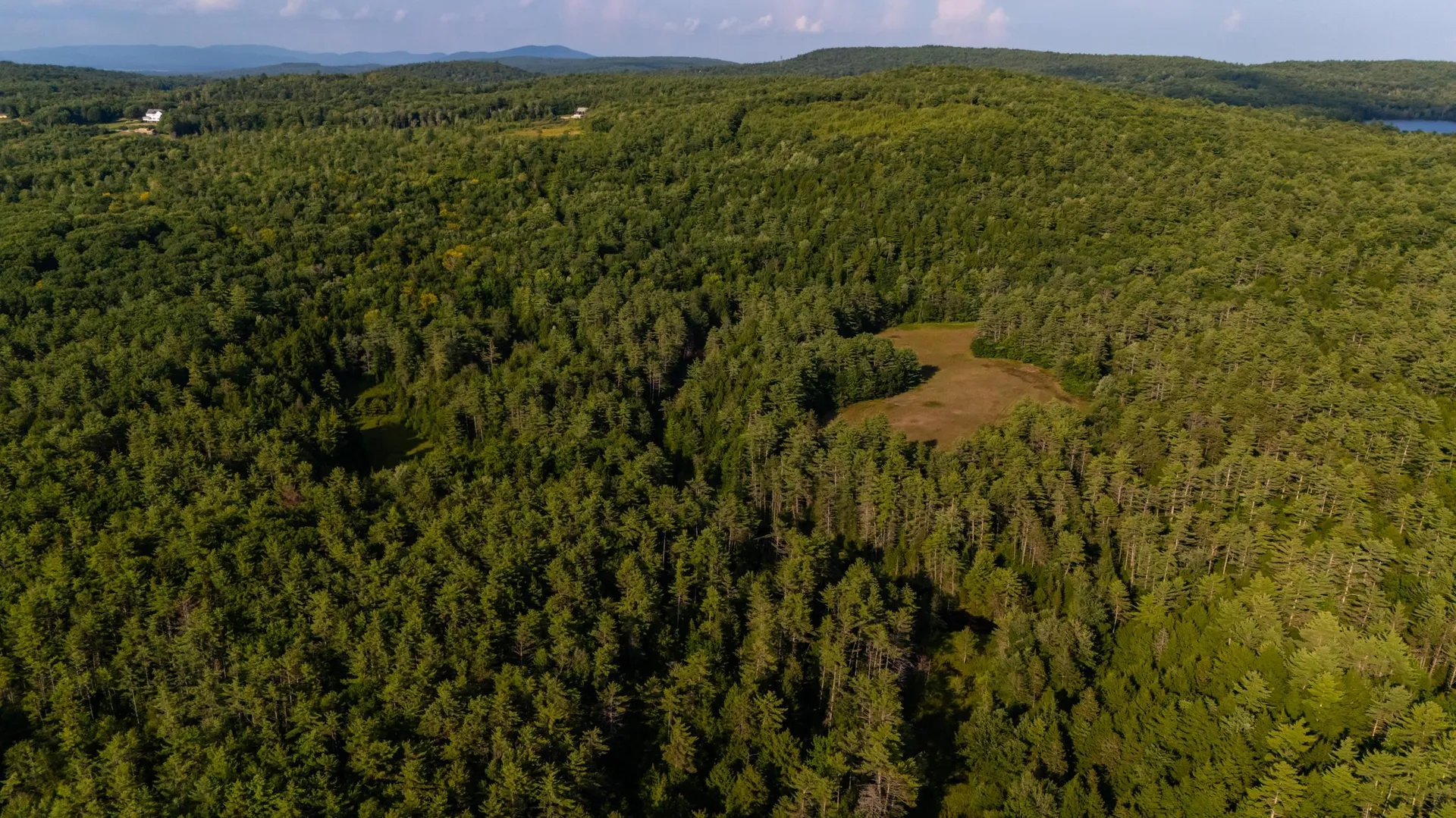 North Line Road Tuftonboro NH 03816