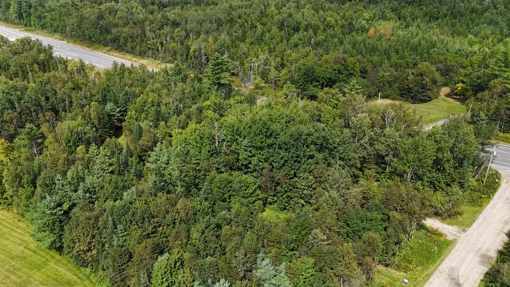 12 Rockwood Avenue Jefferson NH 03583