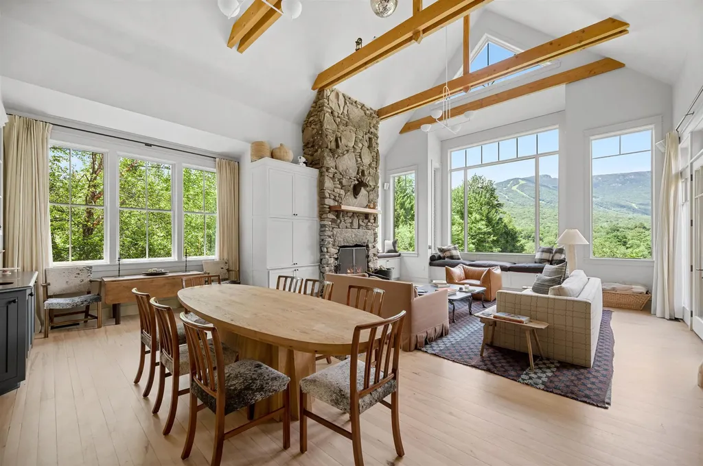 1862 Notchbrook Road Stowe VT 05672
