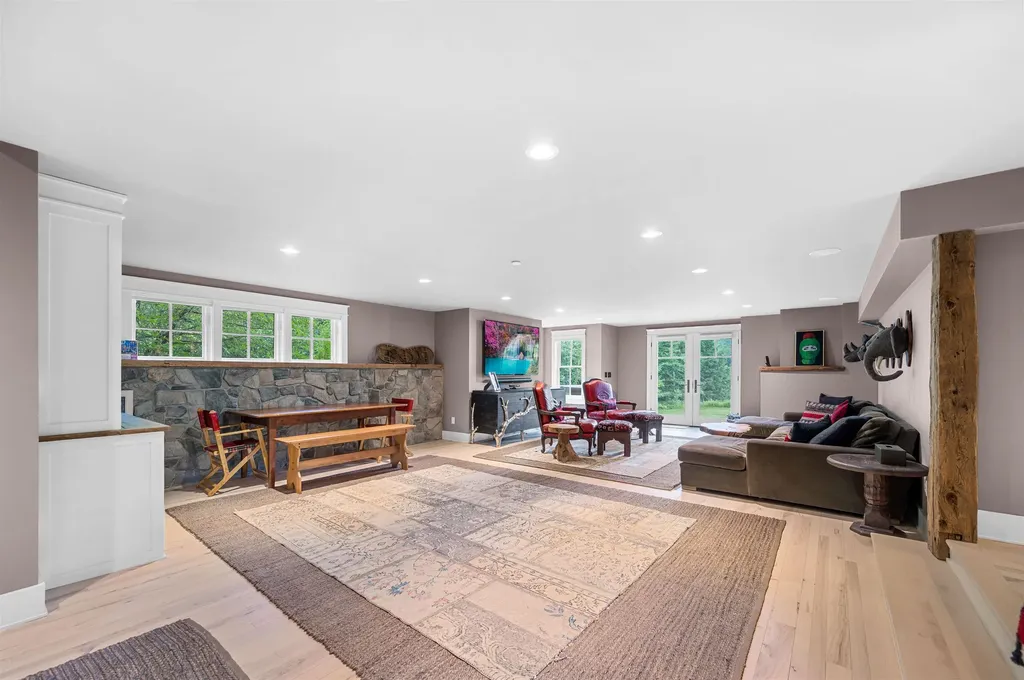 1862 Notchbrook Road Stowe VT 05672