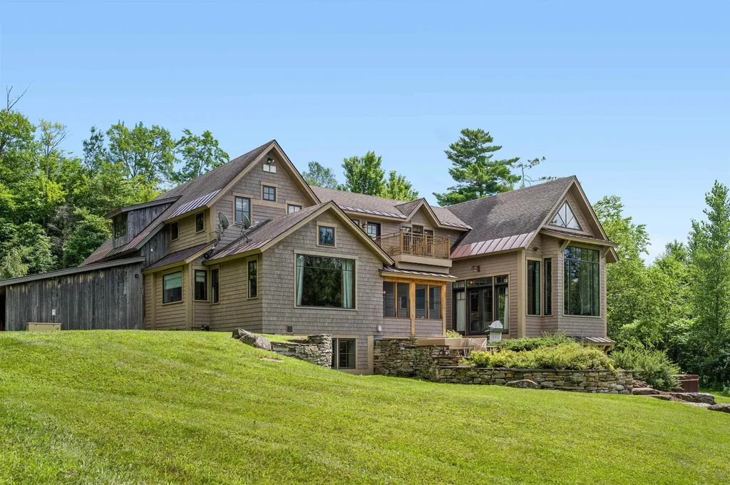 1862 Notchbrook Road Stowe VT 05672