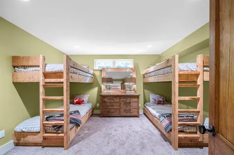 1862 Notchbrook Road Stowe VT 05672