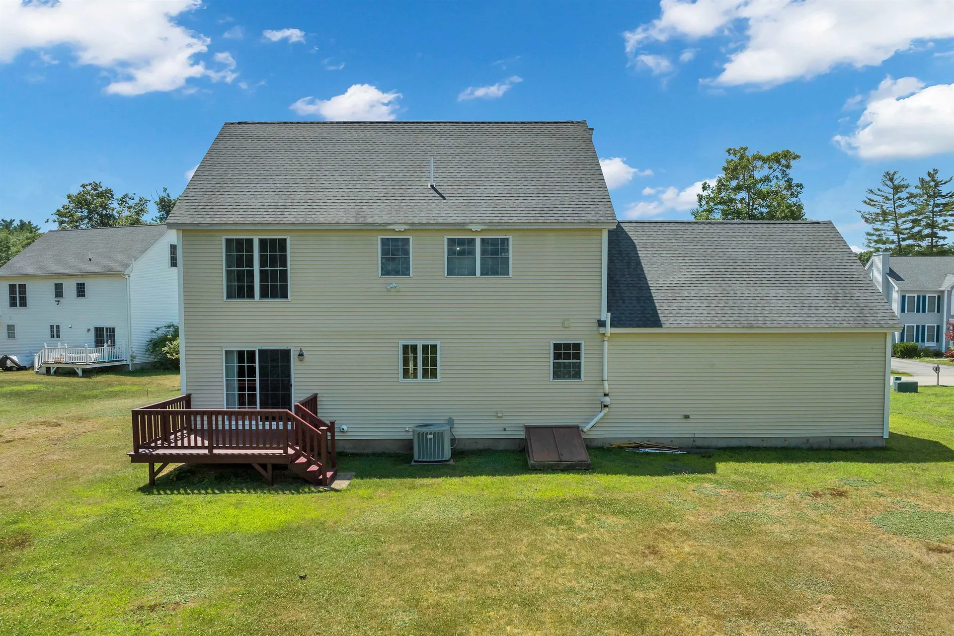 72 Hickory Lane Somersworth NH 03878