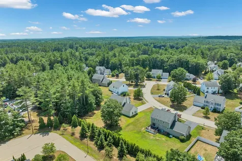72 Hickory Lane Somersworth NH 03878