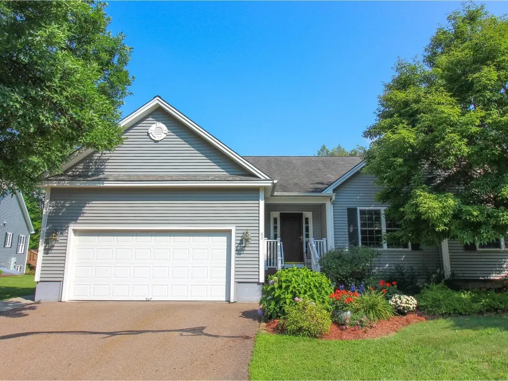 82 Hannahs Place Colchester VT 05446