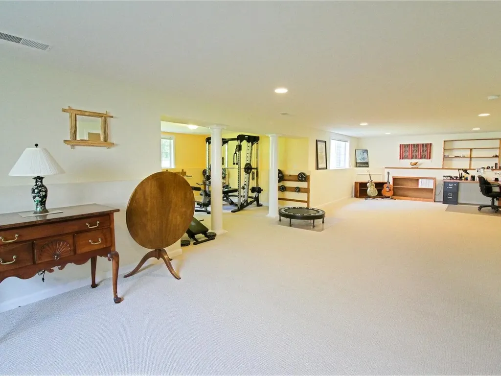 82 Hannahs Place Colchester VT 05446
