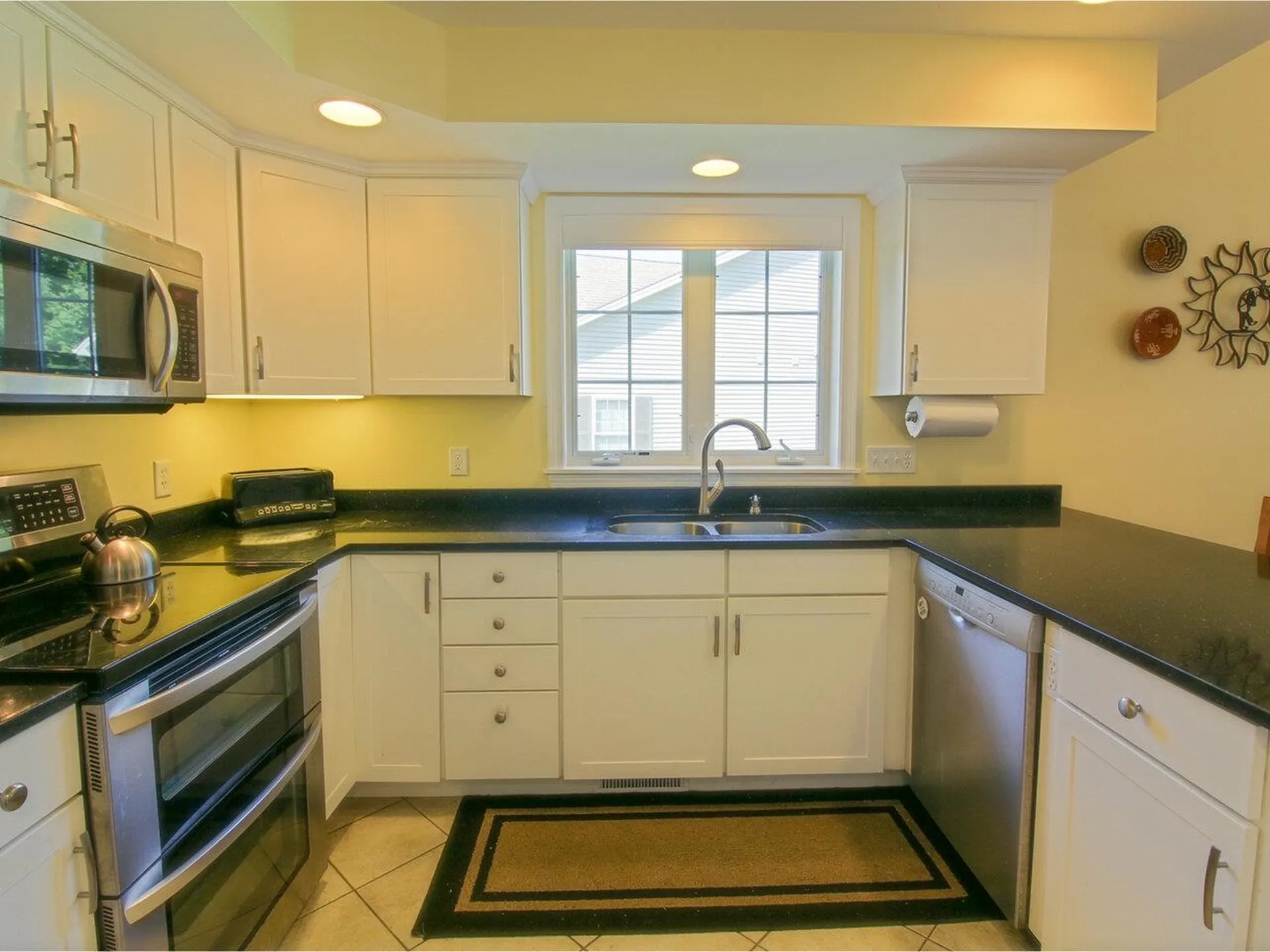 82 Hannahs Place Colchester VT 05446