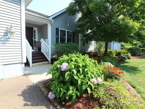 82 Hannahs Place Colchester VT 05446