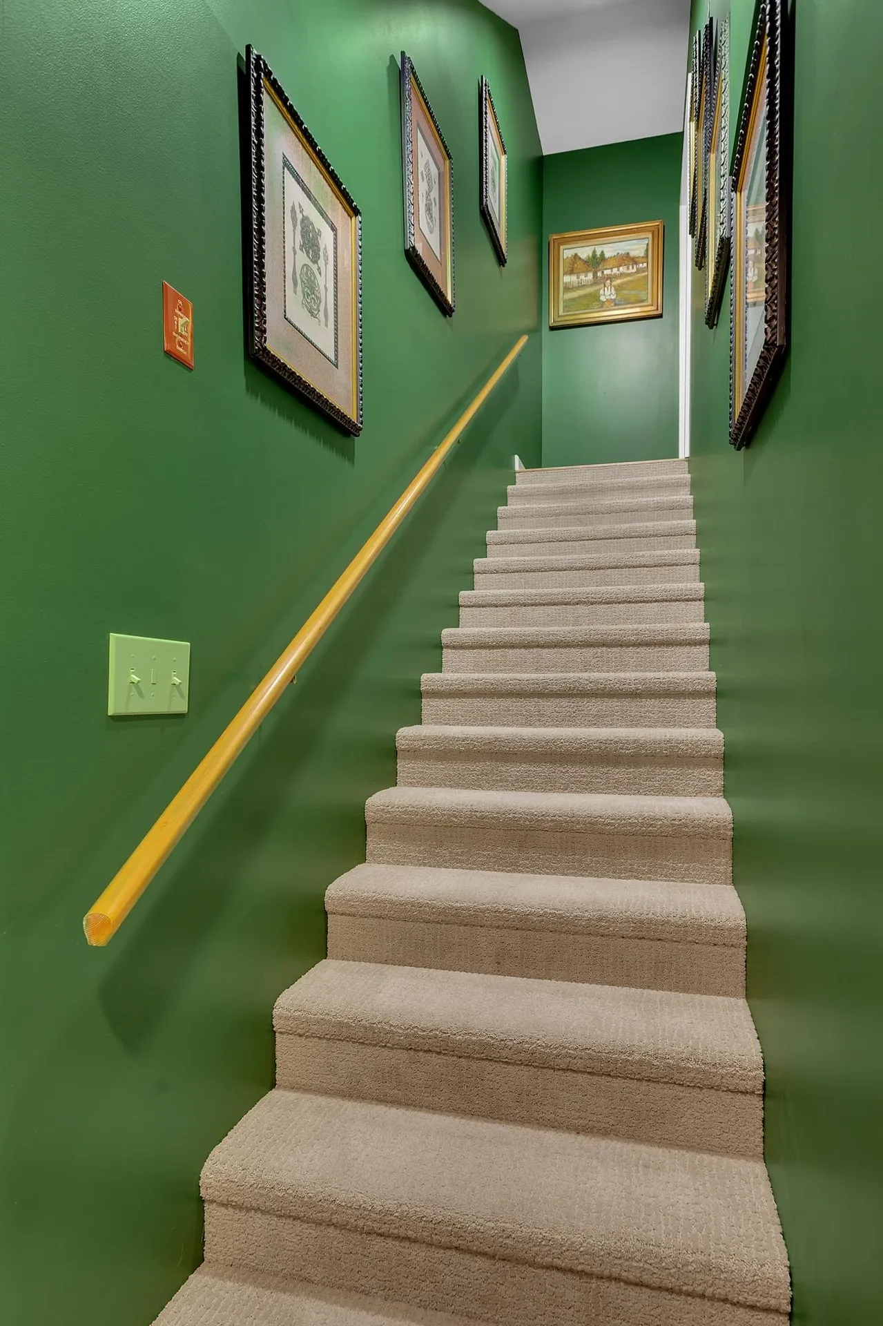 975 South Hill Road Ludlow VT 05149