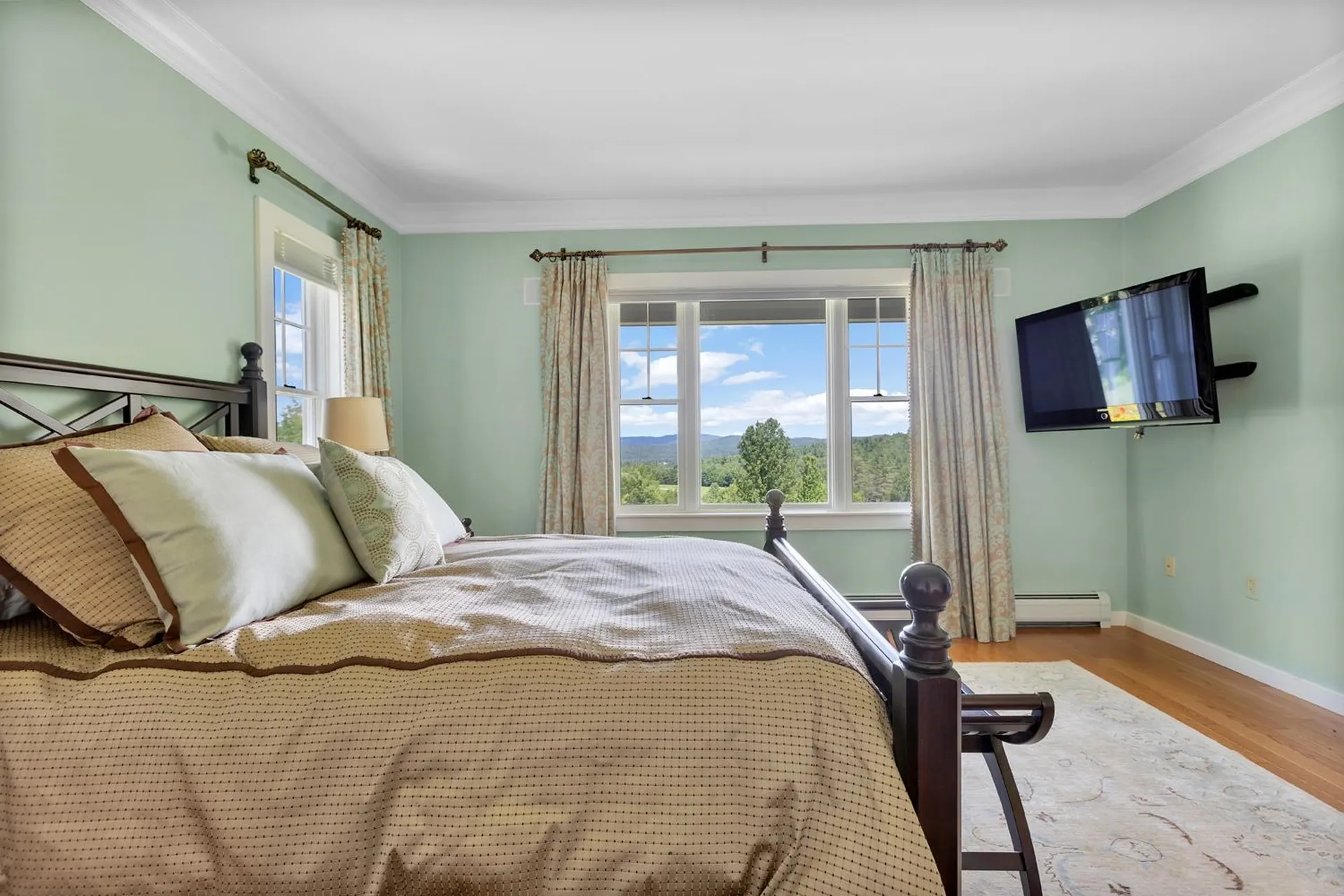 975 South Hill Road Ludlow VT 05149