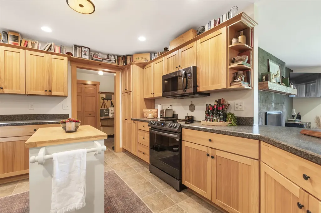 20 Fieldstone Road Gorham NH 03581