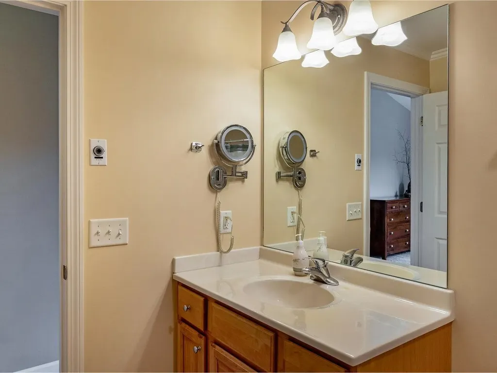 28 Ketcham Drive Essex Junction VT 05482