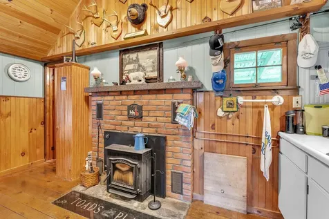 4208 Maplewood Road Corinth VT 05039