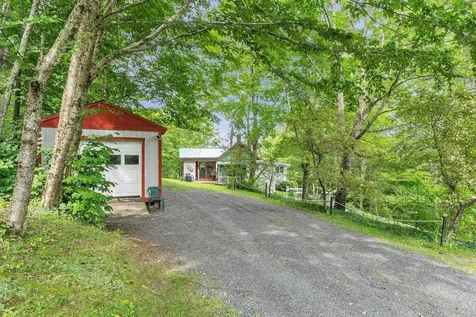 4208 Maplewood Road Corinth VT 05039