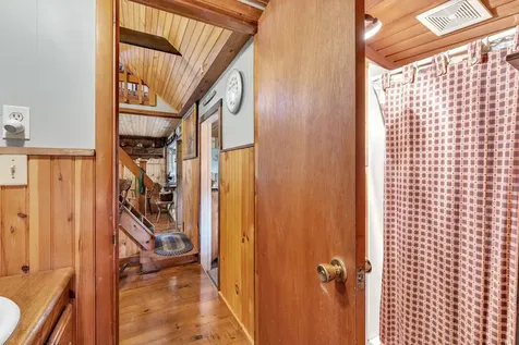 4208 Maplewood Road Corinth VT 05039