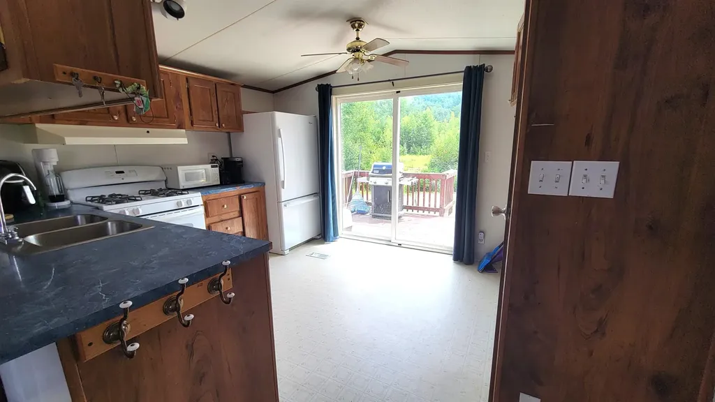 668 Jerusalem Road Canaan NH 03741