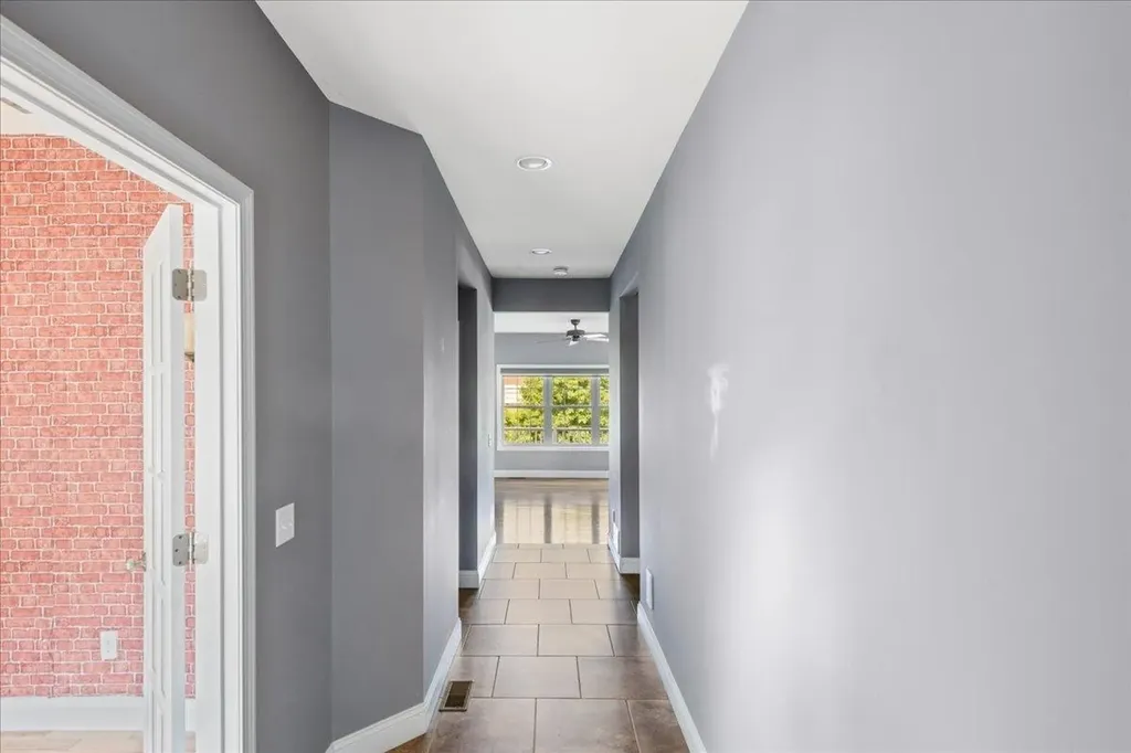 78 Sommerfield Avenue South Burlington VT 05403
