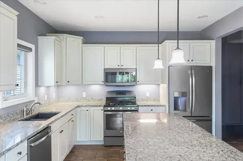 78 Sommerfield Avenue South Burlington VT 05403