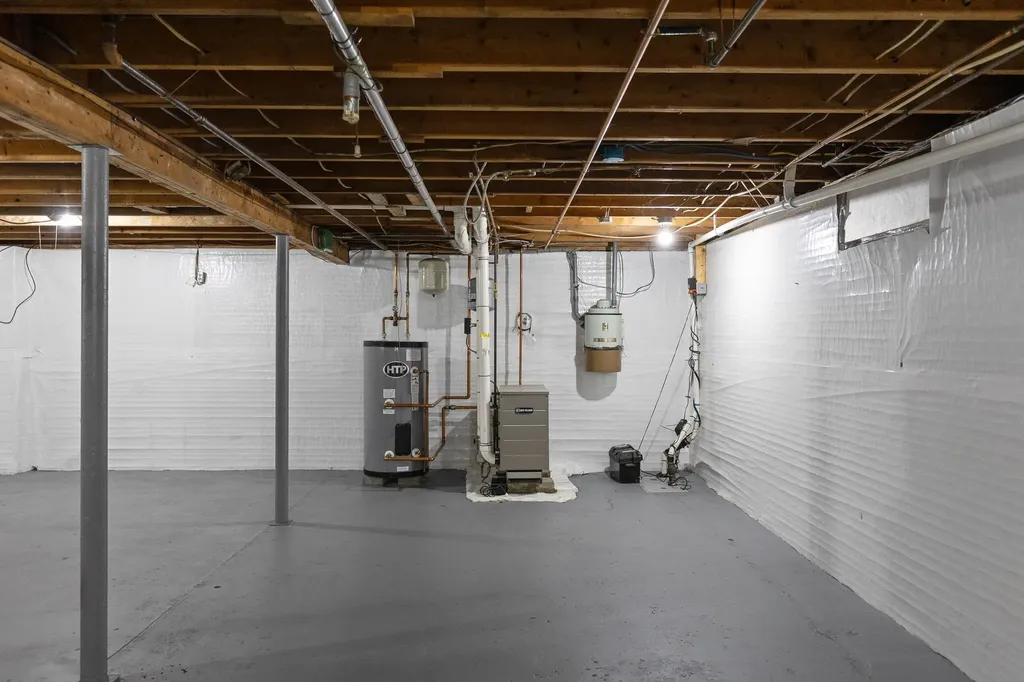 904 Industrial Avenue Williston VT 05495