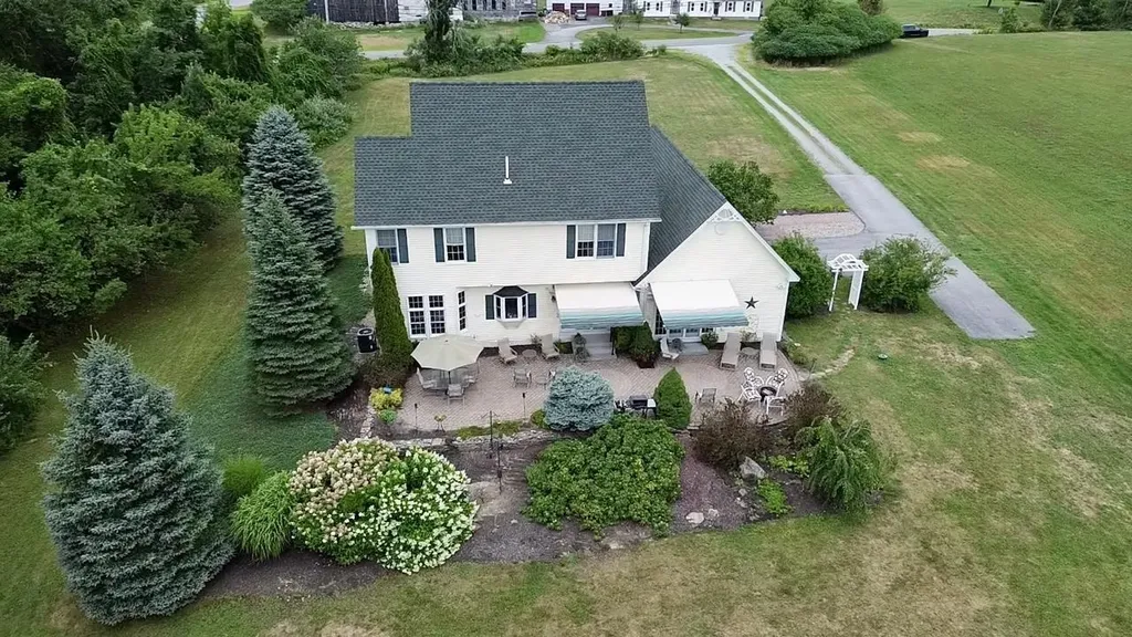 237 Flanders Memorial Road Weare NH 03281