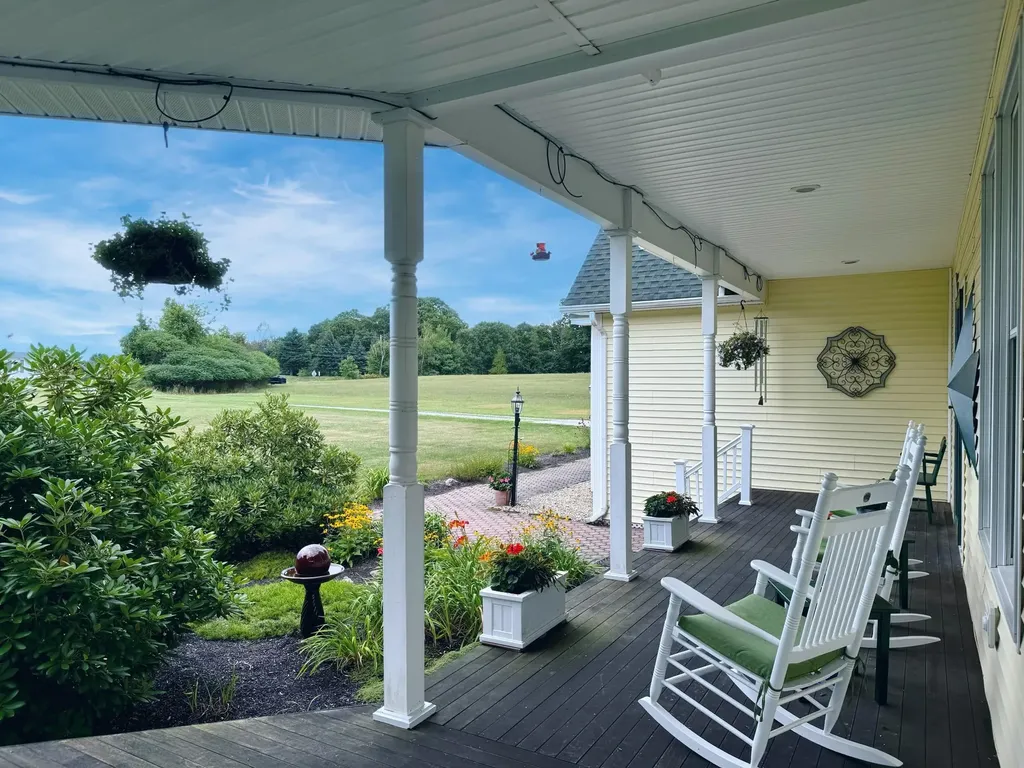 237 Flanders Memorial Road Weare NH 03281