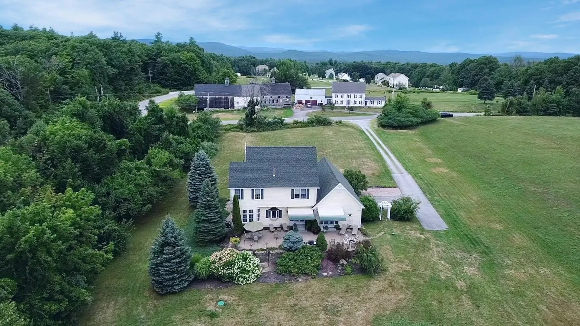 237 Flanders Memorial Road Weare NH 03281