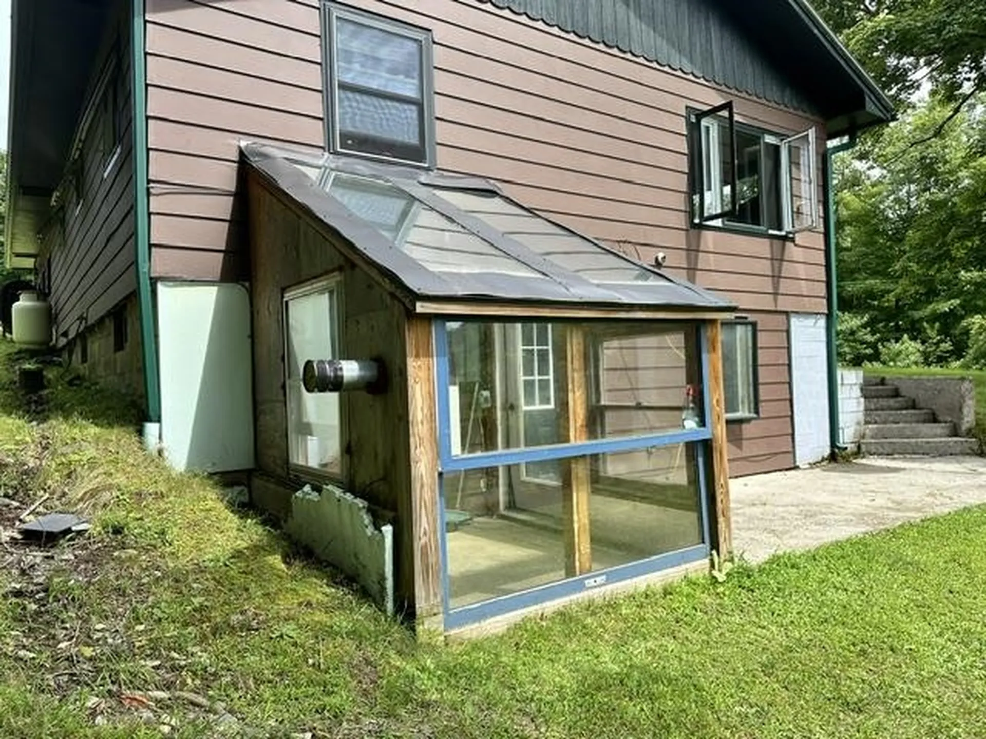 1595 Centerville Road Hyde Park VT 05655