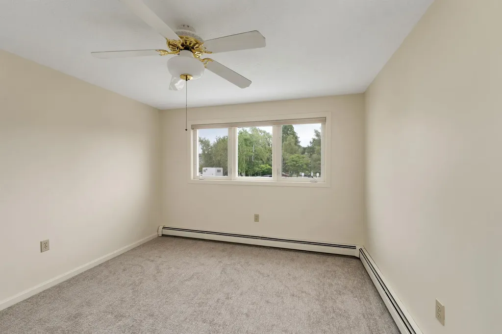 76 Railroad Avenue Wolfeboro NH 03894