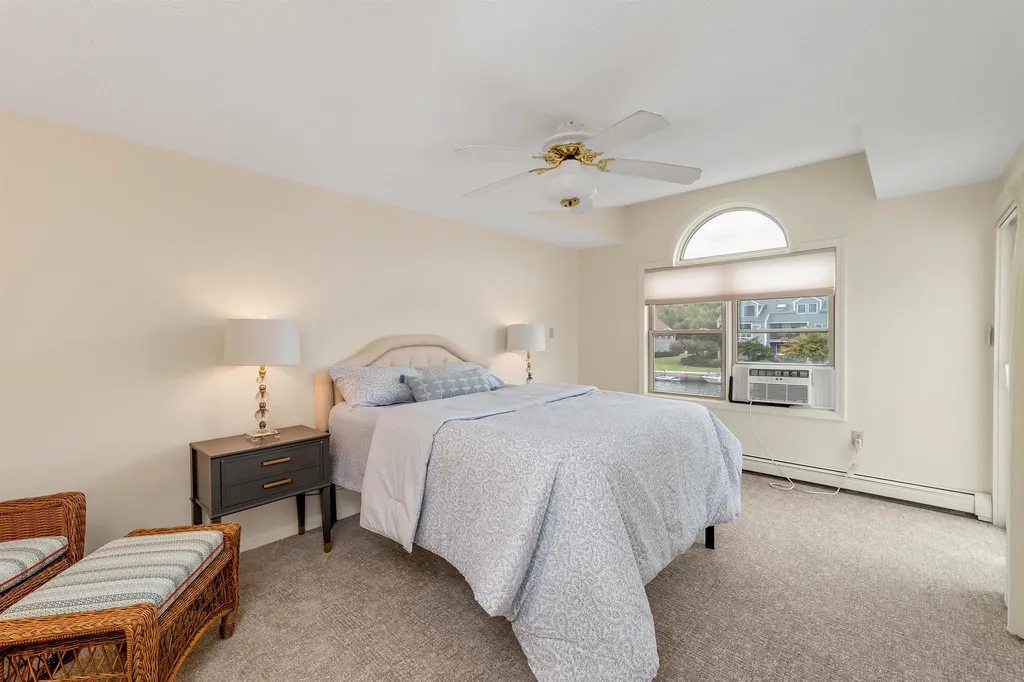 76 Railroad Avenue Wolfeboro NH 03894