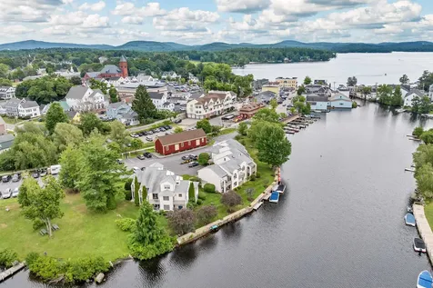 76 Railroad Avenue Wolfeboro NH 03894