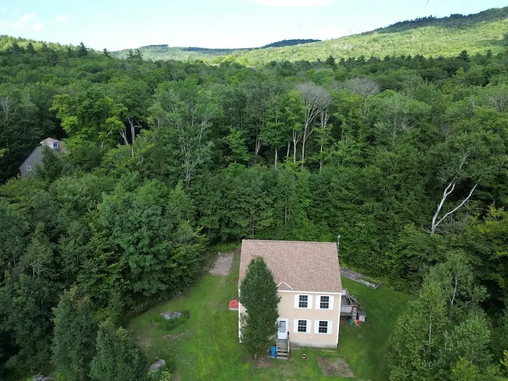54 Silver Springs Drive Lempster NH 03605