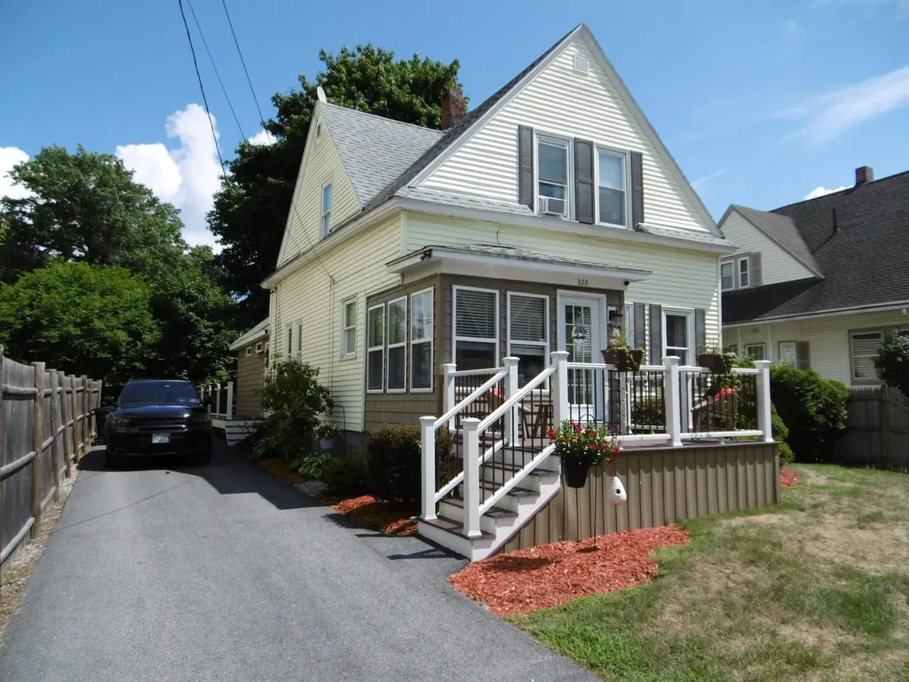 329 Knowlton Street Manchester NH 03103