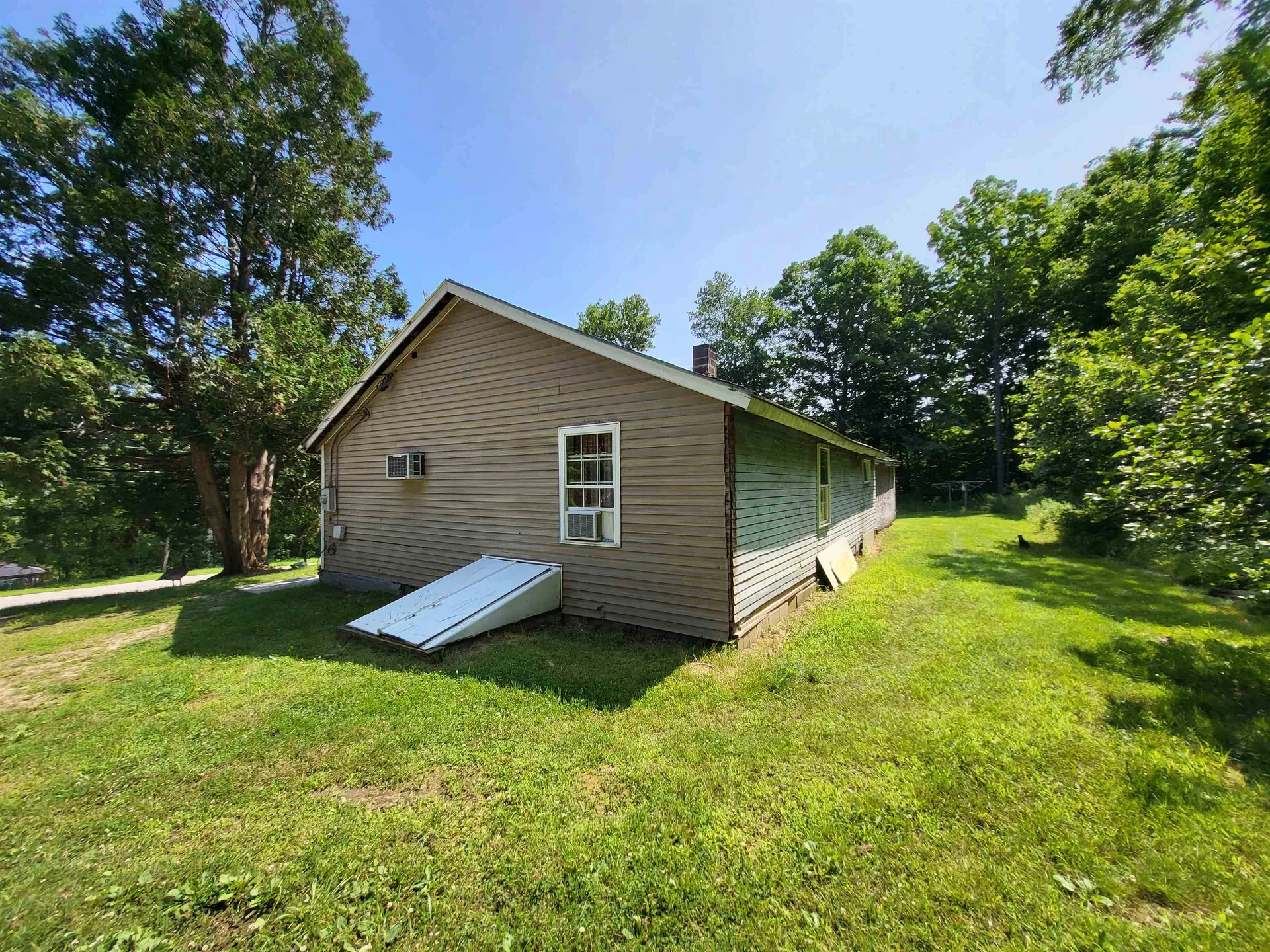 598 Old Bristol Road New Hampton NH 03256