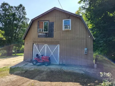 598 Old Bristol Road New Hampton NH 03256