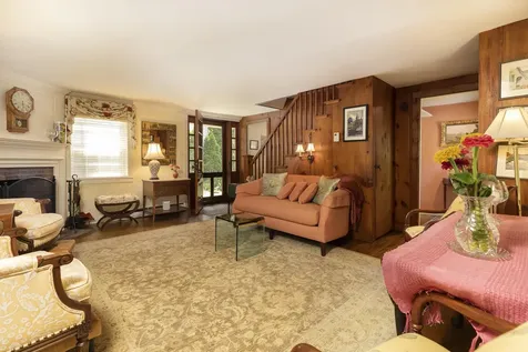 13 Maple Street Hanover NH 03755