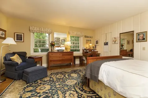 13 Maple Street Hanover NH 03755