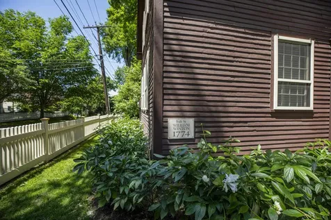 13 Maple Street Hanover NH 03755